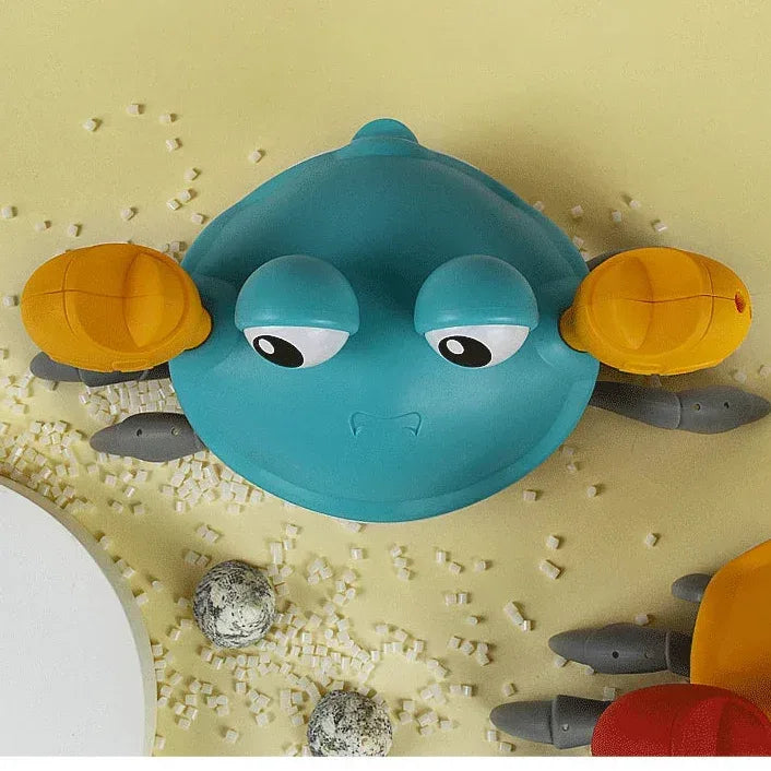 Side-Step Scout™ Wind-Up Crab | 2-in-1 Land & Water Bath Toy - bebeika
